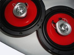 汽车低音喇叭最大多少