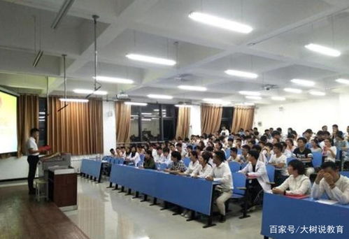 小汽车添加冷媒多少压力 小汽车添加冷媒多少压力