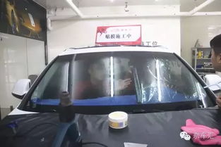 汽车膜与玻璃留多少边