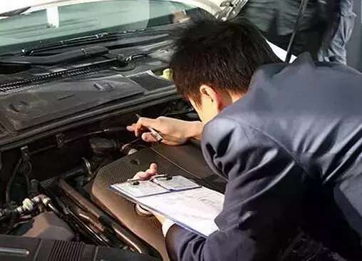 汽车加多少油费合适