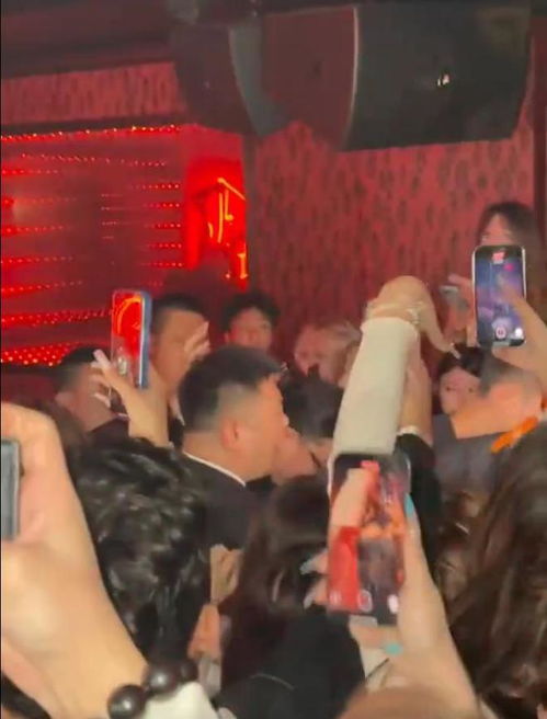 12345回应李胜利现身杭州夜店