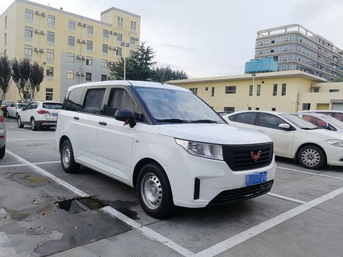 汽车耗油每公里3元多少