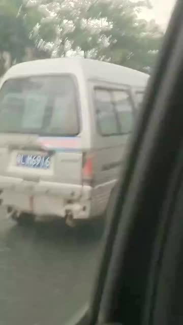 五菱汽车后视镜值多少