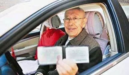 汽车多少年不可以上路