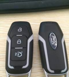 汽车钥匙更换多少钱