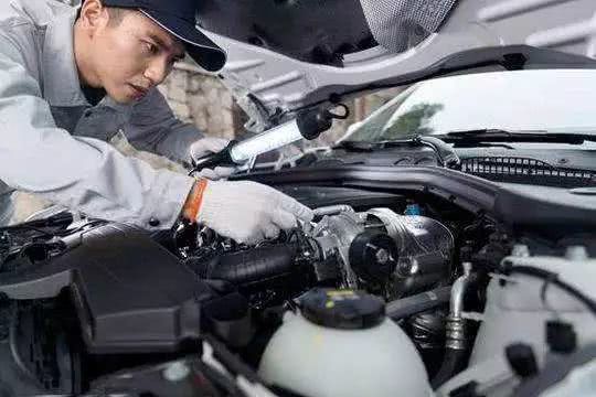 汽车首保是多少公里