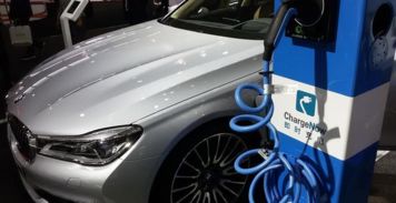 汽车怎么充氟多少钱