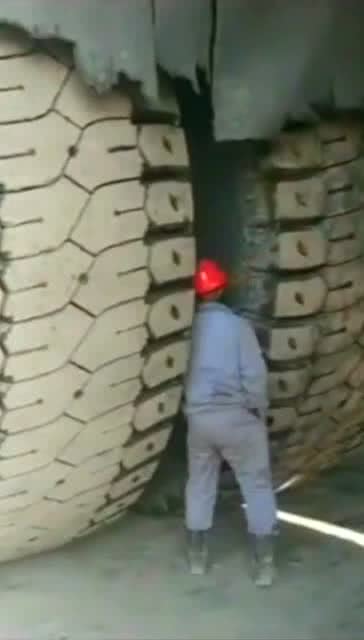 修汽车轮胎多少钱一个