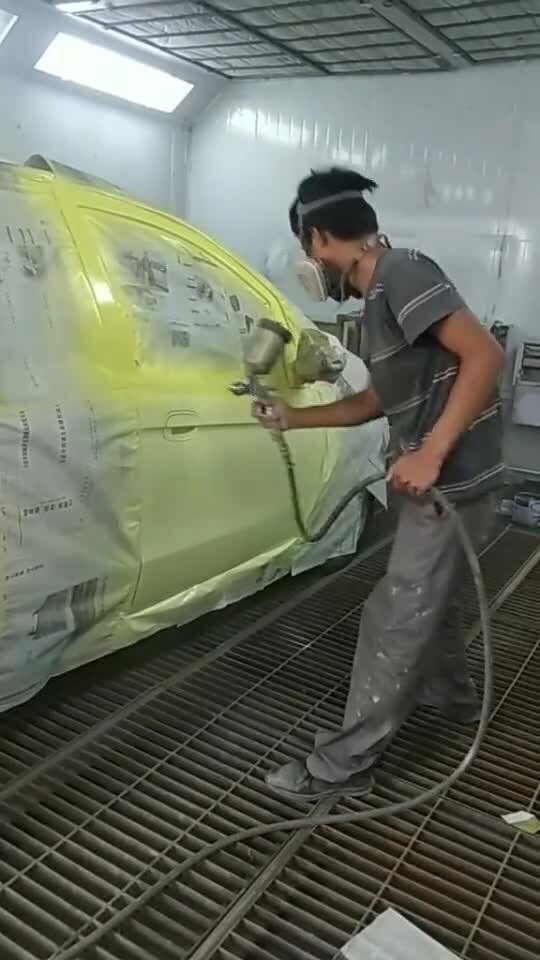 汽车喷漆工资多少
