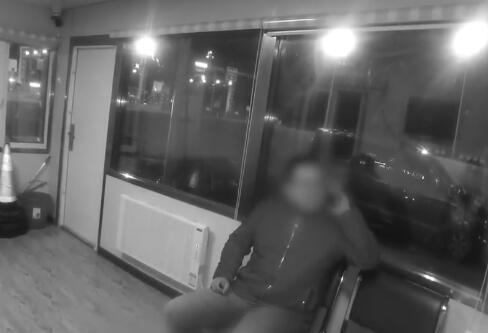 汽车撞人交警电话多少 汽车撞人交警电话多少