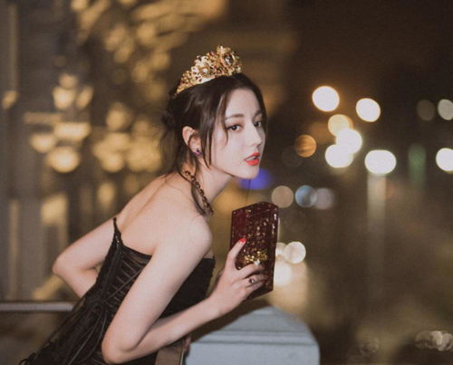 谁说张韶涵裙子像炸蛋的