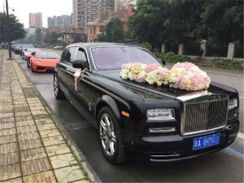 汽车婚庆租赁汽车多少钱(汽车婚庆租赁价格解析，多少钱才能拥有梦幻婚礼？