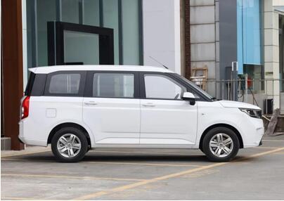 五菱4座多少钱一辆汽车(五菱汽车，探索四座车型的价格与价值)