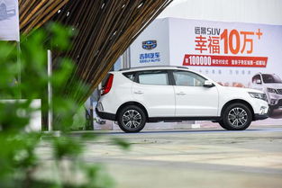 一辆汽车4分钟跑多少米(一辆汽车的旅程，四分钟内能跑多远？