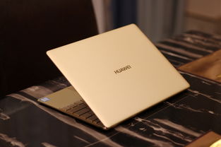 华为m5怎么打开电脑(华为MateBook M5笔记本电脑启动指南)