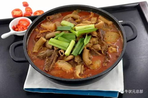 牛杂师傅半小时盲切百斤牛杂(牛杂师傅半小时盲切百斤牛杂，技艺传承与匠心独运)