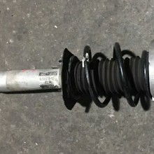 汽车前轮的减震器多少钱(汽车前轮减震器价格解析，多少钱？
