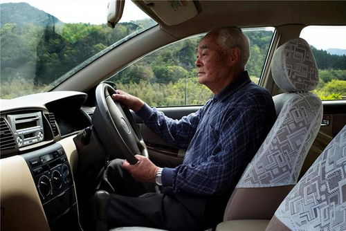 年满多少岁能坐汽车上路(关于年满多少岁能坐汽车上路的探讨) 年满多少岁能坐汽车上路(关于年满多少岁能坐汽车上路的探讨)