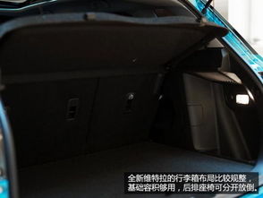 汽车前面撞个坑多少钱(汽车前面撞个坑修复需要多少钱？全面解析修复成本与因素)