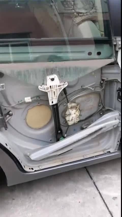 汽车门窗升降器多少钱(汽车门窗升降器的价格解析)