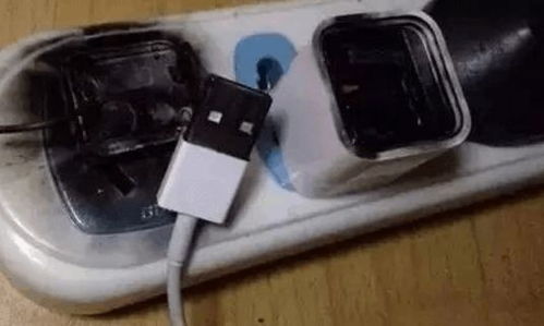 汽车换手机充电器多少钱(汽车换手机充电器需要多少钱？全面解析成本与选择)