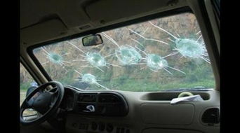 汽车玻璃撕膜多少钱(汽车玻璃撕膜费用详解，价格因素与考量)