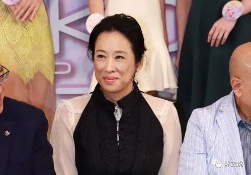 霍震霆曝儿子霍启仁已结婚(霍震霆意外曝光，儿子霍启仁已秘密成婚)