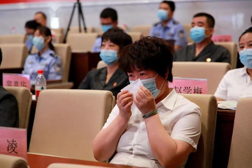 华为电脑怎么看年份(华为电脑查看年份的方法及其背后的故事)