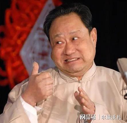 杨少华去世当天剪彩没收钱(杨少华去世当天剪彩仪式上的遗憾与深思—关于杨少华去世当天剪彩没收钱的背后故事)