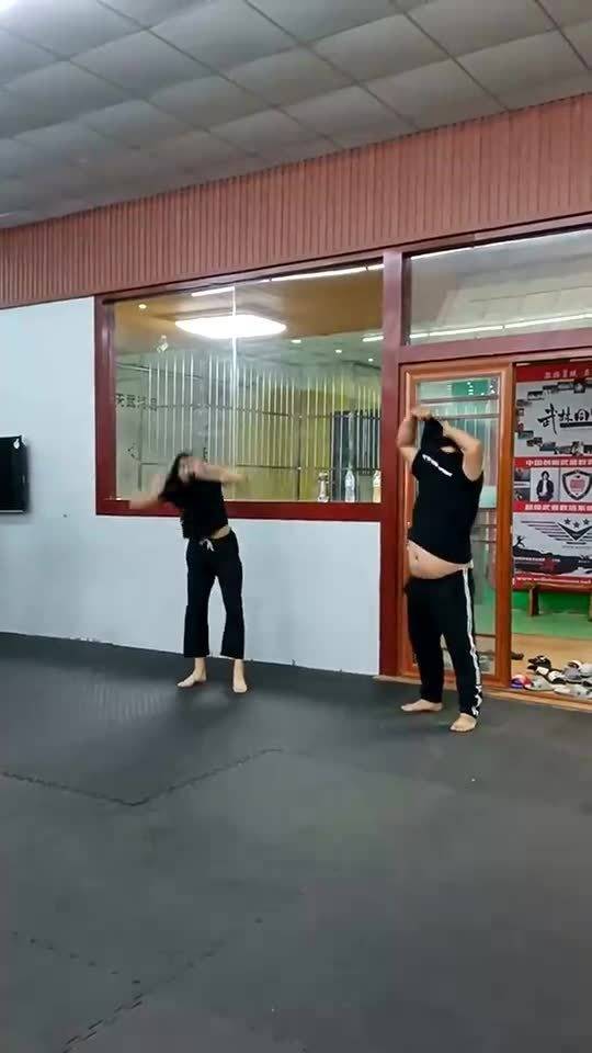 华为手机桌面怎么翻滚