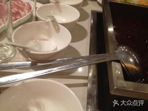 老乡鸡回应餐具图案掉色印到蒸蛋上