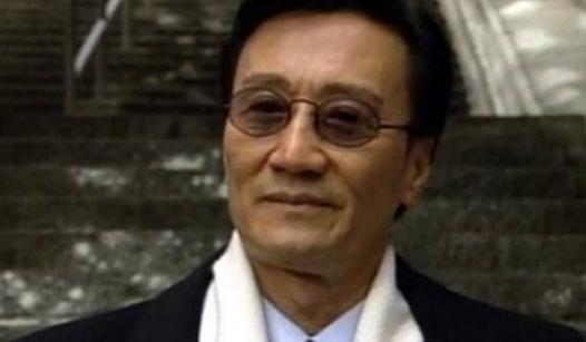 前妻狄波拉双眼红肿回应谢贤离世